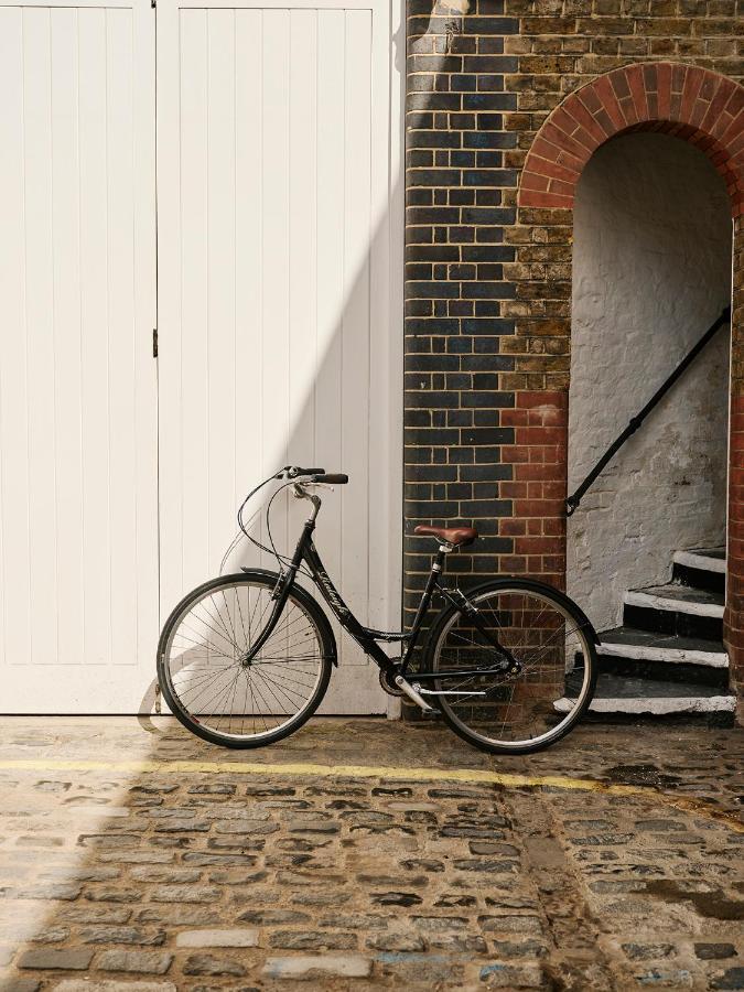 Weymouth Mews Aparthotel London Bagian luar foto