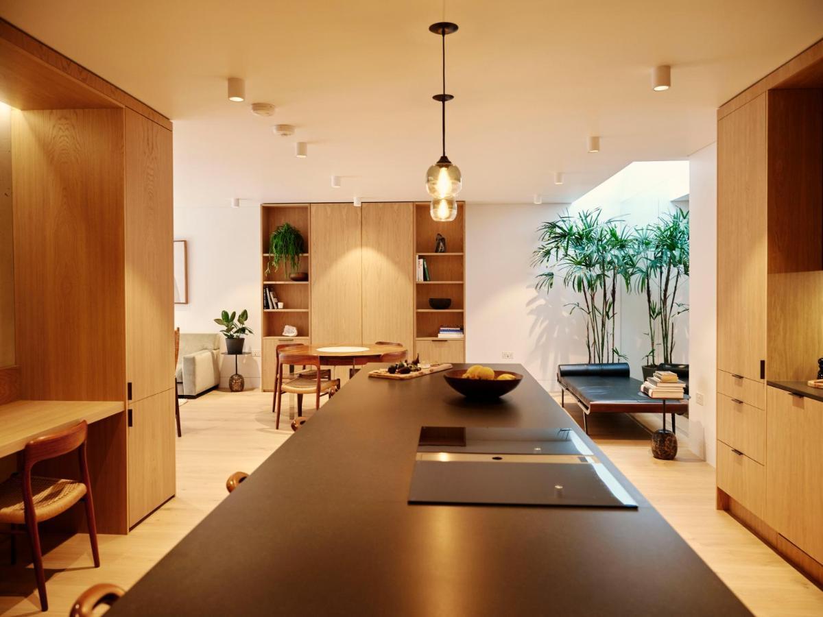 Weymouth Mews Aparthotel London Bagian luar foto